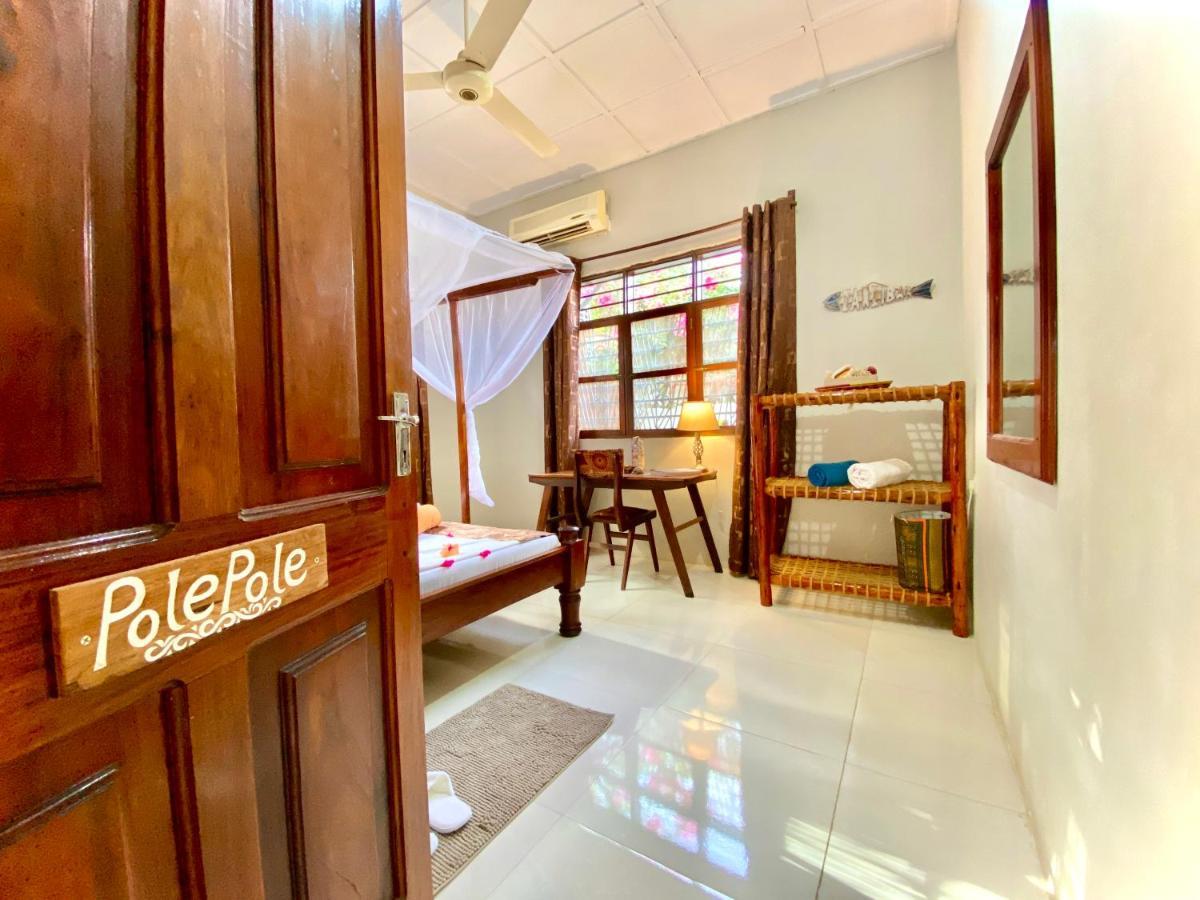 بويجو Villa Orchid Beach Guest House المظهر الخارجي الصورة