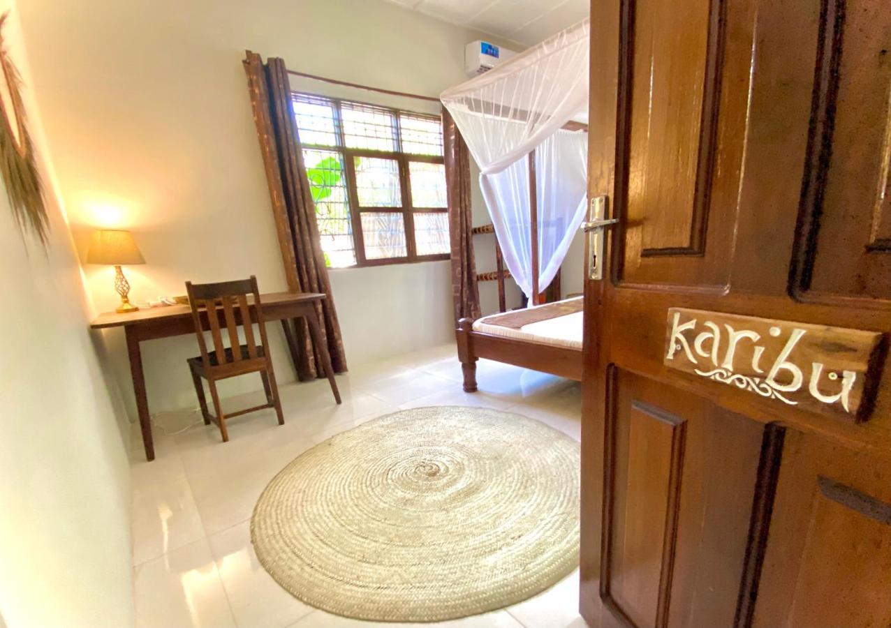 بويجو Villa Orchid Beach Guest House المظهر الخارجي الصورة