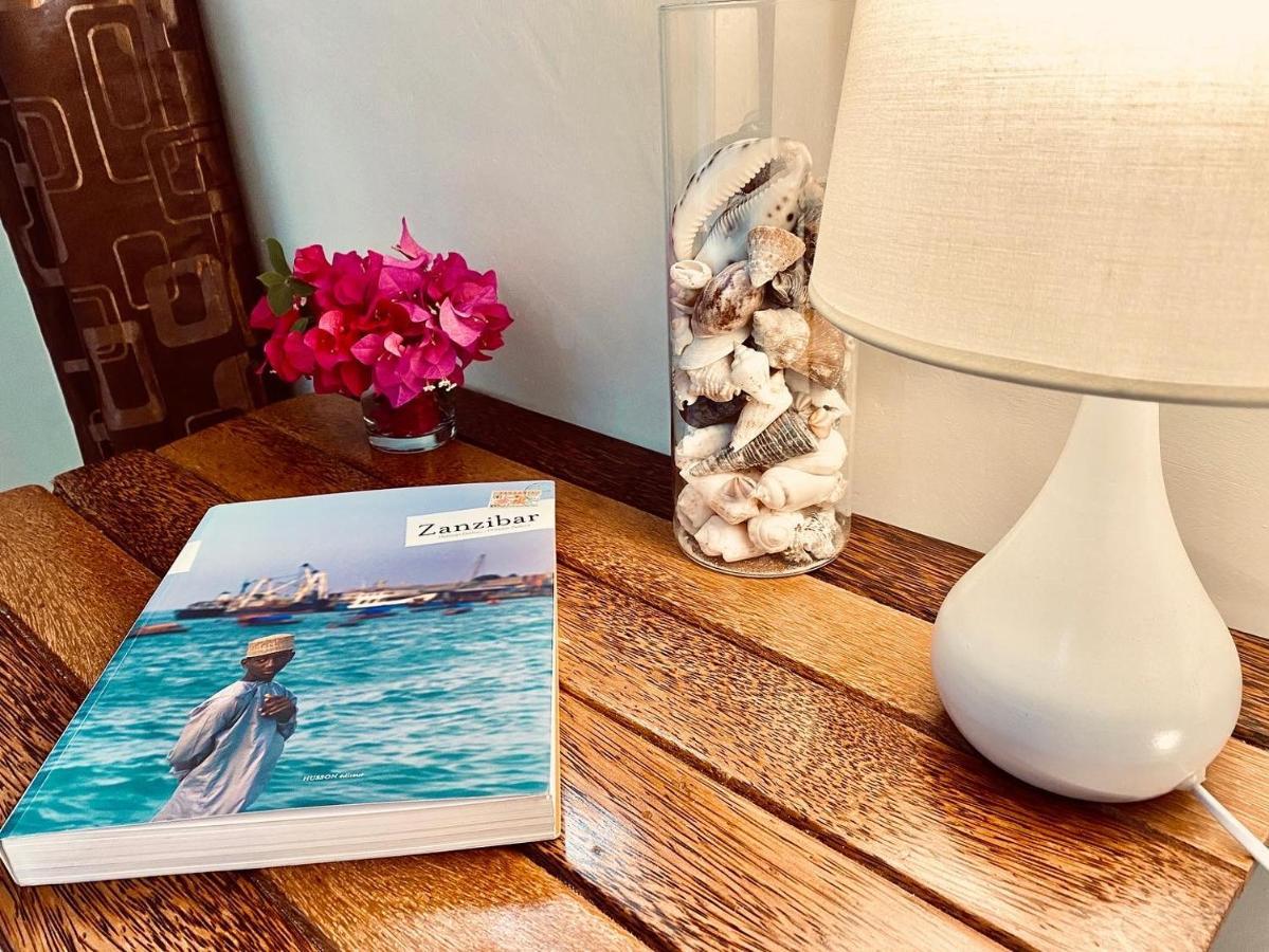 بويجو Villa Orchid Beach Guest House المظهر الخارجي الصورة